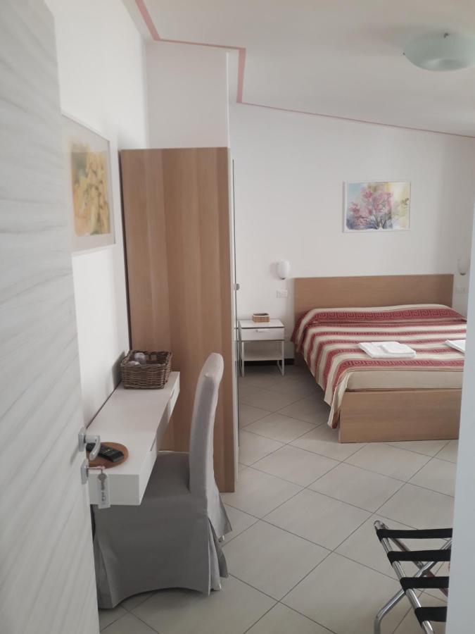 Marianna Quiet Rooms مونتيروسّو ال ماري المظهر الخارجي الصورة
